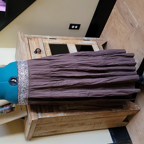 BCBGMaxAzria Dresses & Skirts - Vintage BCBGMaxazria Boho Skirt - SZ M